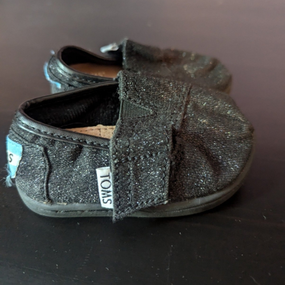 Tiny Toms